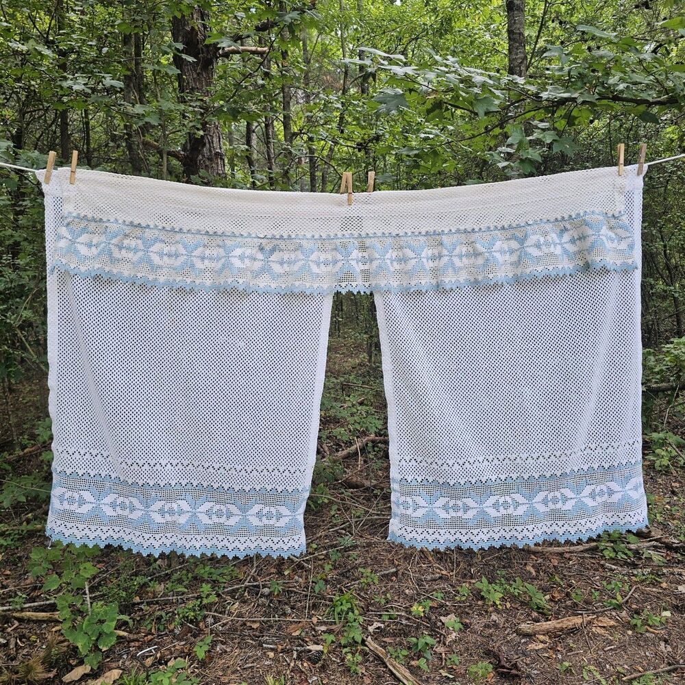 Vintage Sears Snowflake Cafe Curtains & Valance Set – Cream & Blue – Made in USA